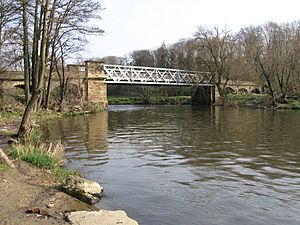 Sprotbrough - bridge over River Don