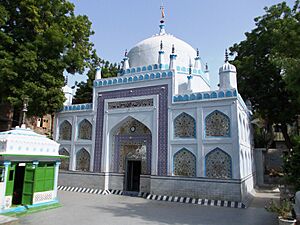 Tomb of Sarfaraz Khan Kalhora 05