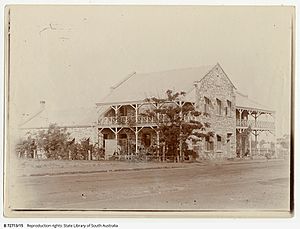 Victoria Hotel in Darwin