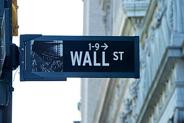 Wall Street Sign (1-9)