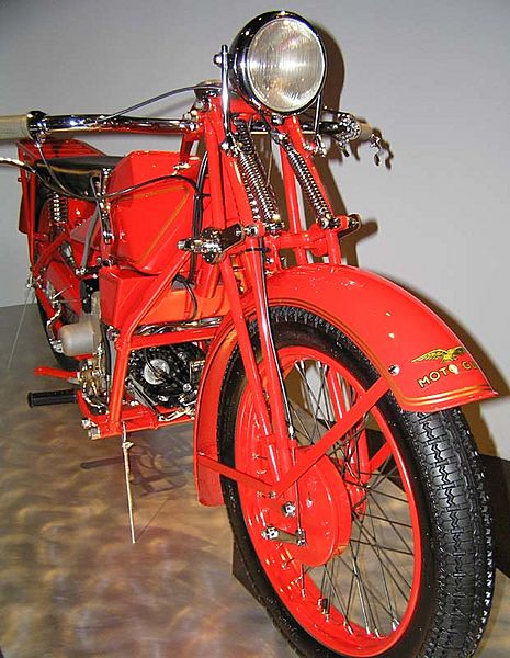 1924 Moto Guzzi C4V (2) - The Art of the Motorcycle - Memphis