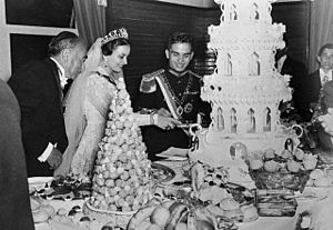 1955-king-hussein-and-queen-dina