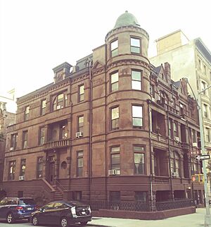 854-858 West End Ave Houses