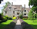Avebury Manor 01