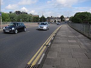 Elizabeth Way - geograph.org.uk - 3159991