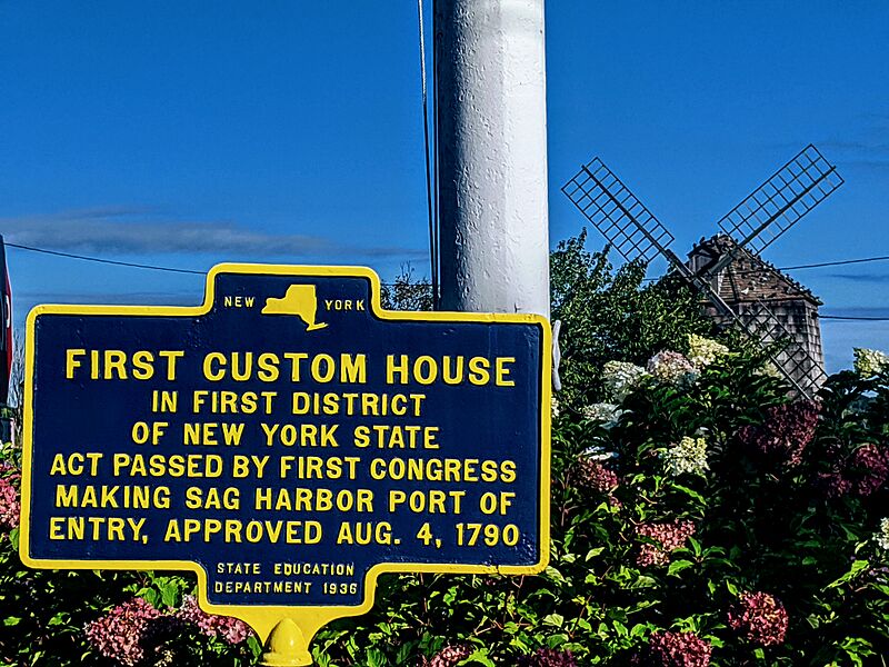 First Custom House historical marker 084543
