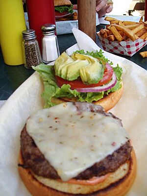 Hello my sliced-up, hamburger-topping lovelies