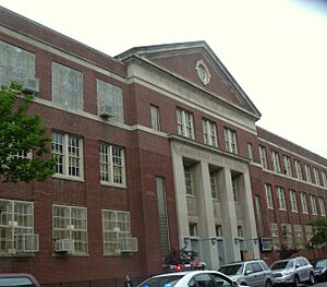 Hudde Jr High 2500 Nostrand Av jeh