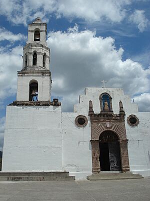 IGLESIA DE ONAVAS - panoramio