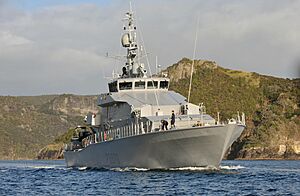 MC 10-0204-293 - Flickr - NZ Defence Force