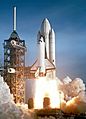Space Shuttle Columbia launching cropped 2