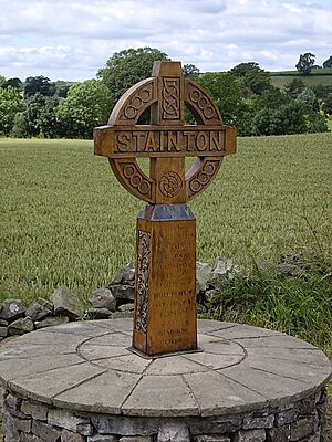 Stainton Cross - geograph.org.uk - 483284.jpg