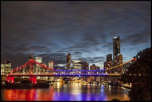 Story Bridge AFL Lions Colours-2= (25836414714)