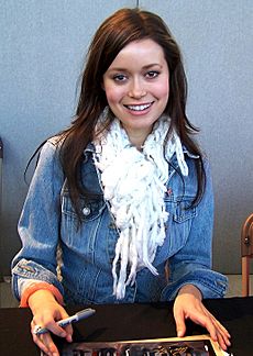 Summer Glau at CollectorMania cropped
