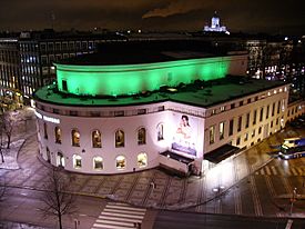 Svenska Teatern by night