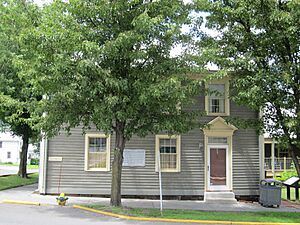 Taggart Hall Romney WV 2013 07 14 04