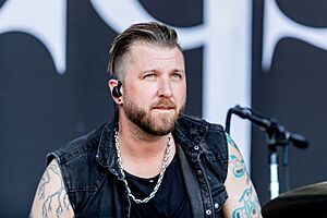 Three Days Grace - 2023155161839 2023-06-04 Rock am Ring - Sven - 1D X MK II - 0953 - B70I0115.jpg