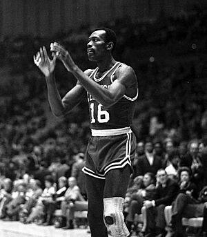 Tom sanders celtics