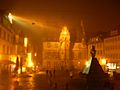 Town hall Marburg and market place fountain in fog-night 2016-01-25