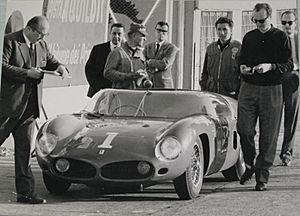 1961-03-14 Monza Ferrari 246 0790 Marchetti Savoni Chiti.jpg