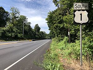 2022-09-03 12 06 00 View south along U.S. Route 1 (Baltimore Pike) just south of Fairville Road in Pennsbury Township, Chester County, Pennsylvania
