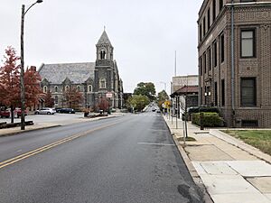 2022-10-24 14 51 25 View northeast along Baltimore Avenue just northeast of Lansdowne Avenue in Lansdowne, Delaware County, Pennsylvania