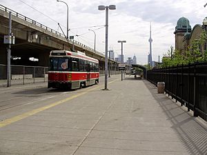 509 Harbourfront CLRV Eastbound