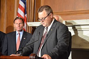 AFGE Activist Joins Senate Presser on Shutdown's Impact on Veterans' Services (10175353063)