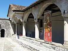 Berat - Kathedrale 1a Vorhalle