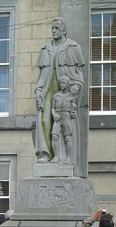 Edmund Rice statue, Callan