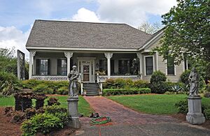 GEORGE H. COLLINS HOUSE WALTHALL COUNTY, MS