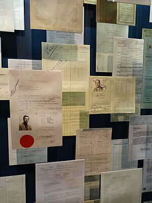 Identity Documents for Jewish Refugees - US Holocaust Memorial Museum - Washington - DC - USA (40809593073)