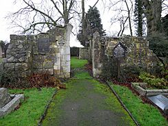 Knaptoft-Ruined Church - geograph.org.uk - 2773351