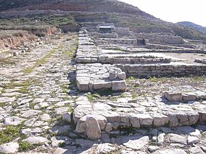 Lepida-Celsa - Calle con Insula II a la derecha