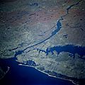 New York STS058-081-038