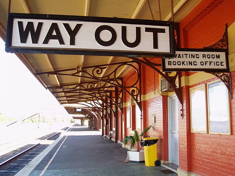 Parkes Railway Station