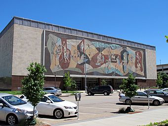 Pershing Center, Lincoln, Nebraska, USA.jpg