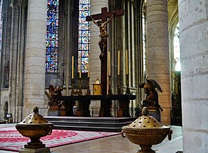 Rouen Cathédrale Primatiale Notre-Dame-de-l'Assomption Innen Chor Hauptaltar 1