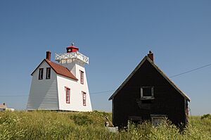 Rustico Harbor PEI - Lighthouse - panoramio