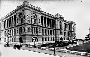 StateLibQld 1 157803 Executive Building, Brisbane, ca. 1907