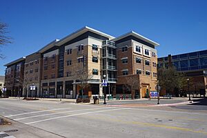 University of Texas at Arlington March 2021 031 (Vandergriff Hall at College Park)