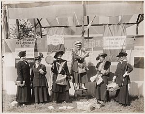 Virginia Congressional Union booth at the Virginia State Fair in 1916