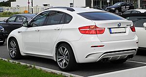 BMW X6 M (E71) – Heckansicht, 2. Juli 2011, Düsseldorf