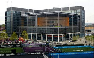 Brent Civic Centre and Wembley Library (13830389734)