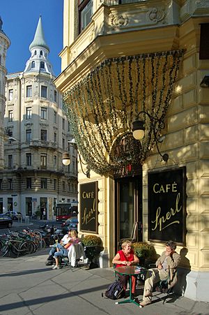 Café Sperl, front, 2006
