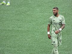 Denis Bouanga 2024