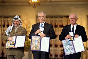 Flickr - Government Press Office (GPO) - THE NOBEL PEACE PRIZE LAUREATES FOR 1994 IN OSLO.