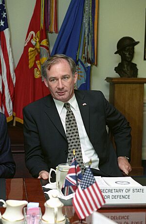 Geoffrey Hoon at the Pentagon.jpg