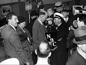 Hindenburg First US landing 1 1936