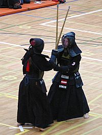Kendo EM 2005 - taiatari 2.jpg